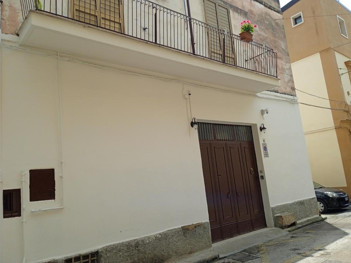 B&B La Casa Dell'Ospite Gravina in Puglia Exteriör bild